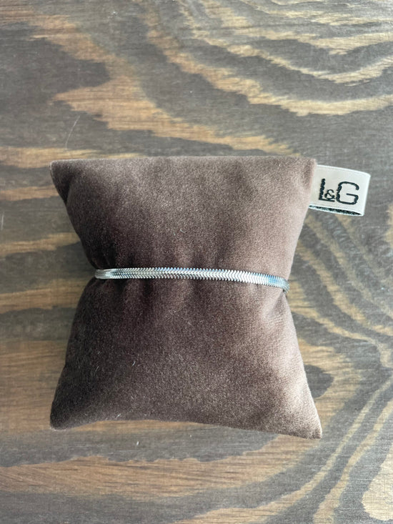 Armbånd sølv rhodineret flad slange - L & G