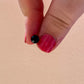 1 stk. Fg. sort onyx Minikind ørestik - ONE OF A KIND