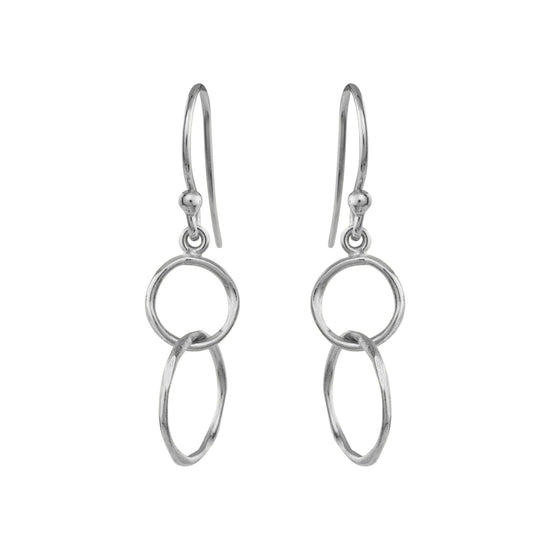 Ørering (bøjle), sølv, 8 og 12 mm hamrede cirkler sat sammen ca. 3,5 cm
