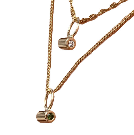 14K Pipeline vedhæng m. 2x0,03ct - Divine by norup