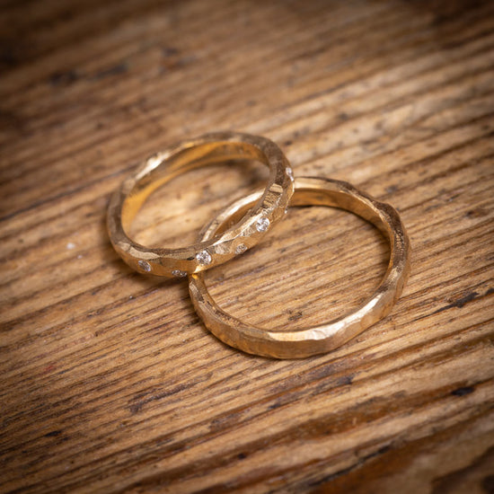14K Curve medium ring guld str. 60-70