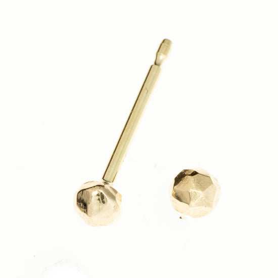 14K Guld Ørestikker - Devine by norup