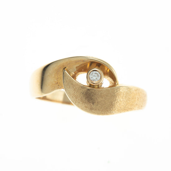 14Kt. Guldring model 008 m.0,03ct.  - Divine by norup